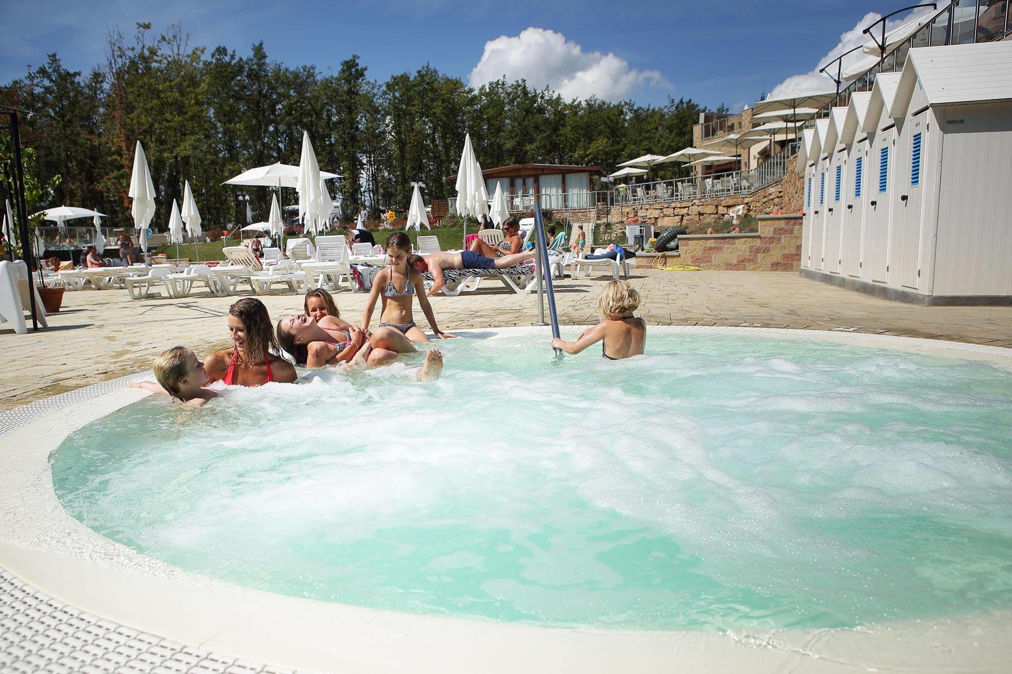Glamping Village Orlando In Chianti Volpaia Экстерьер фото